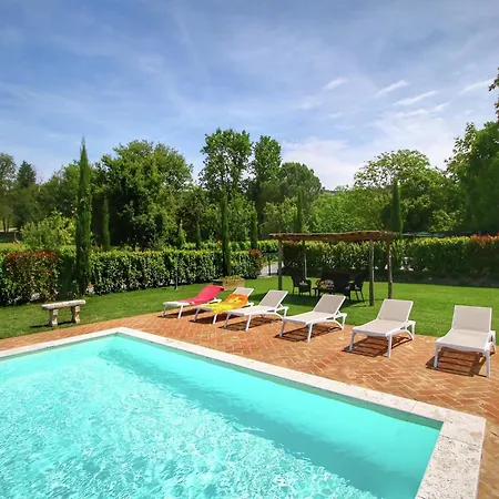 Luxurious Apartment In Lucignano With Views Exterior photo