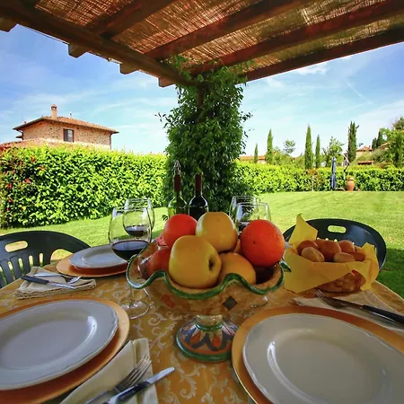 Luxurious Apartment In Lucignano With Views Exterior photo