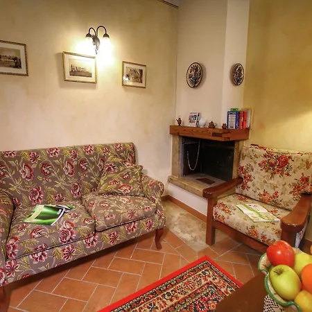 Luxurious Apartment In Lucignano With Views Exterior photo