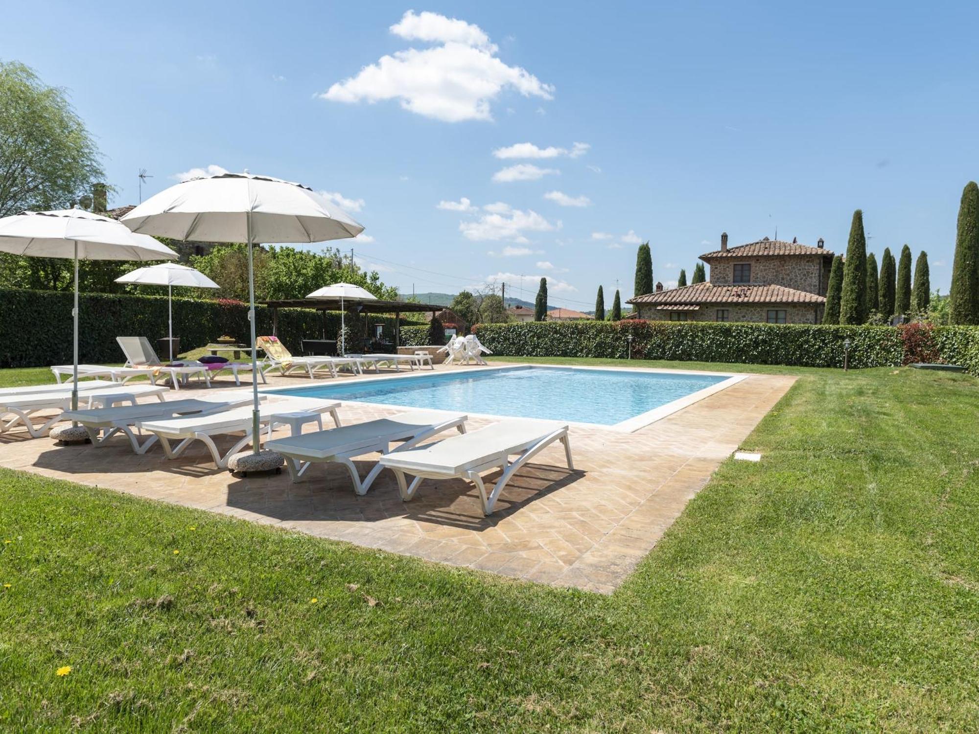 Holiday home Luxurious In With Views Lucignano