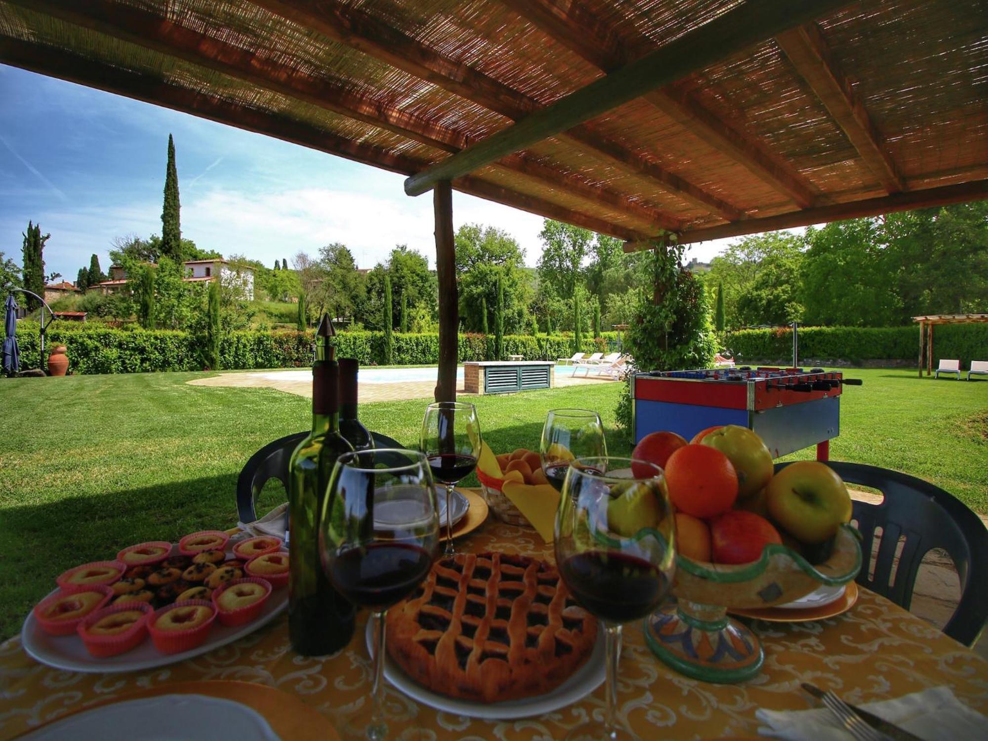 Holiday home Luxurious In With Views Lucignano
