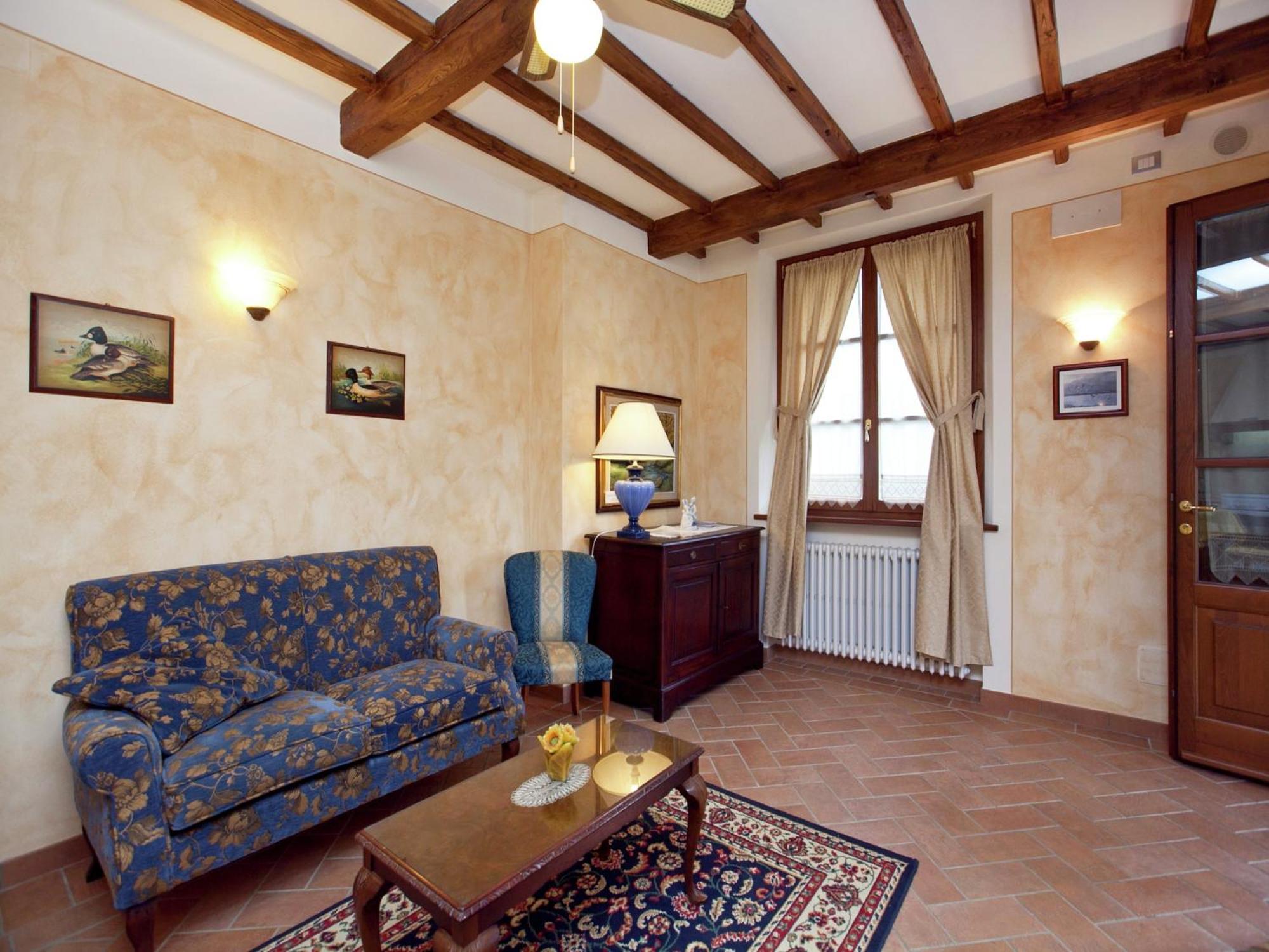 Holiday home Luxurious In With Views Lucignano