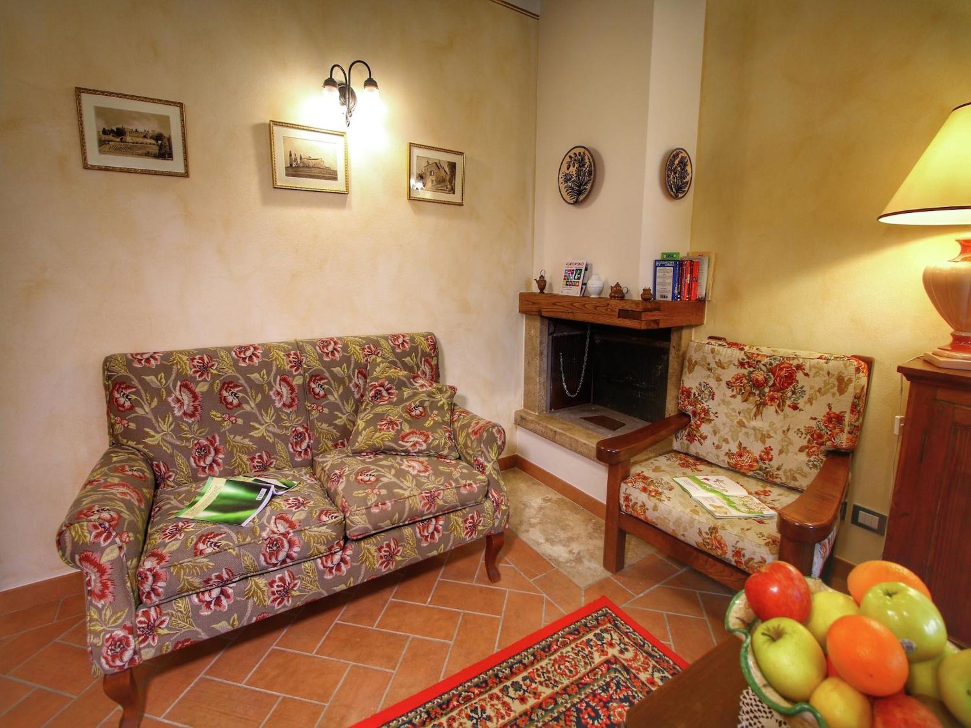 Luxurious In With Views Lucignano